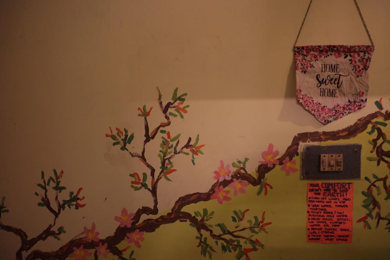 Good Vibes Hostel فاراناسي المظهر الخارجي الصورة