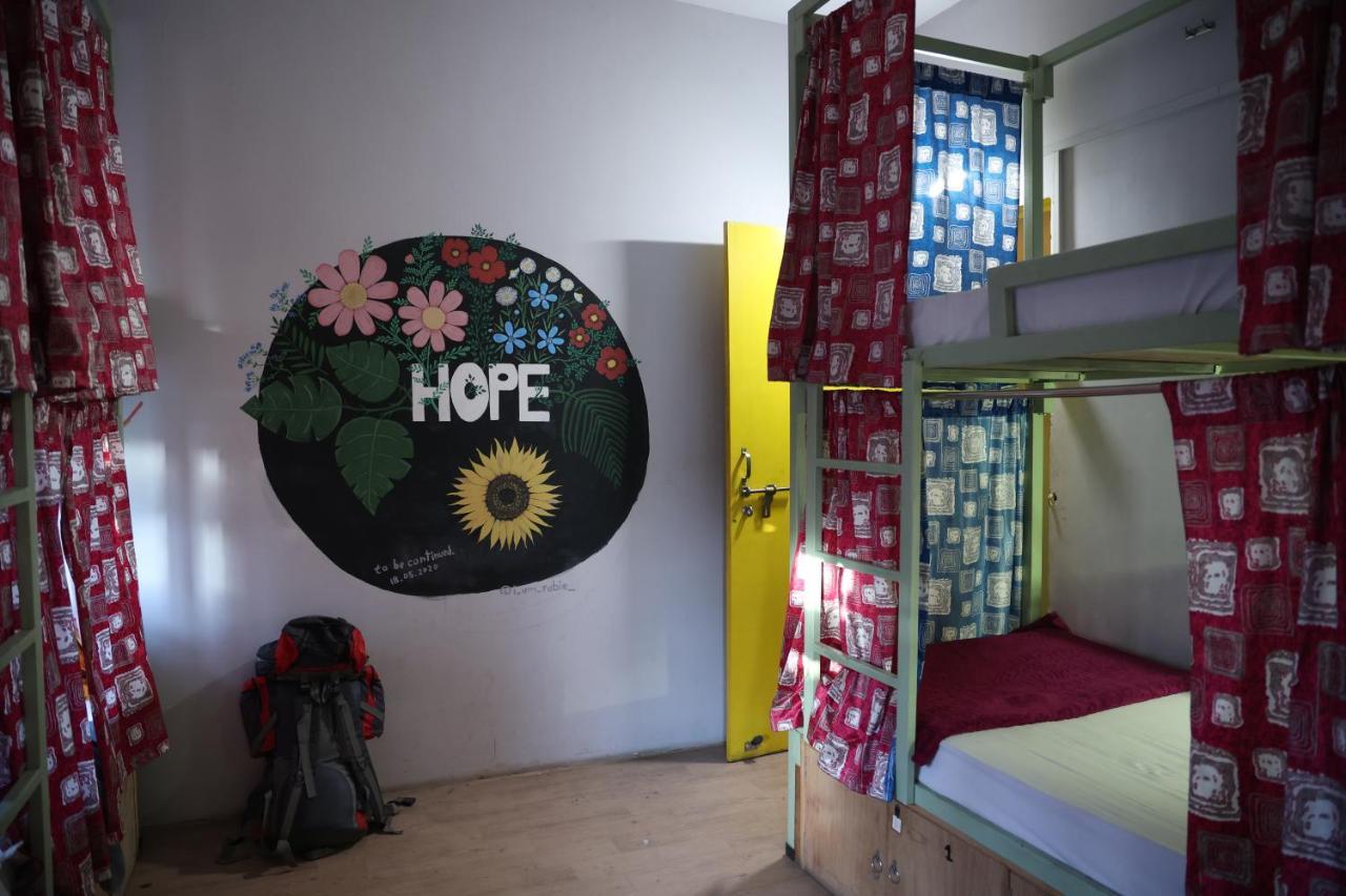 Good Vibes Hostel فاراناسي المظهر الخارجي الصورة